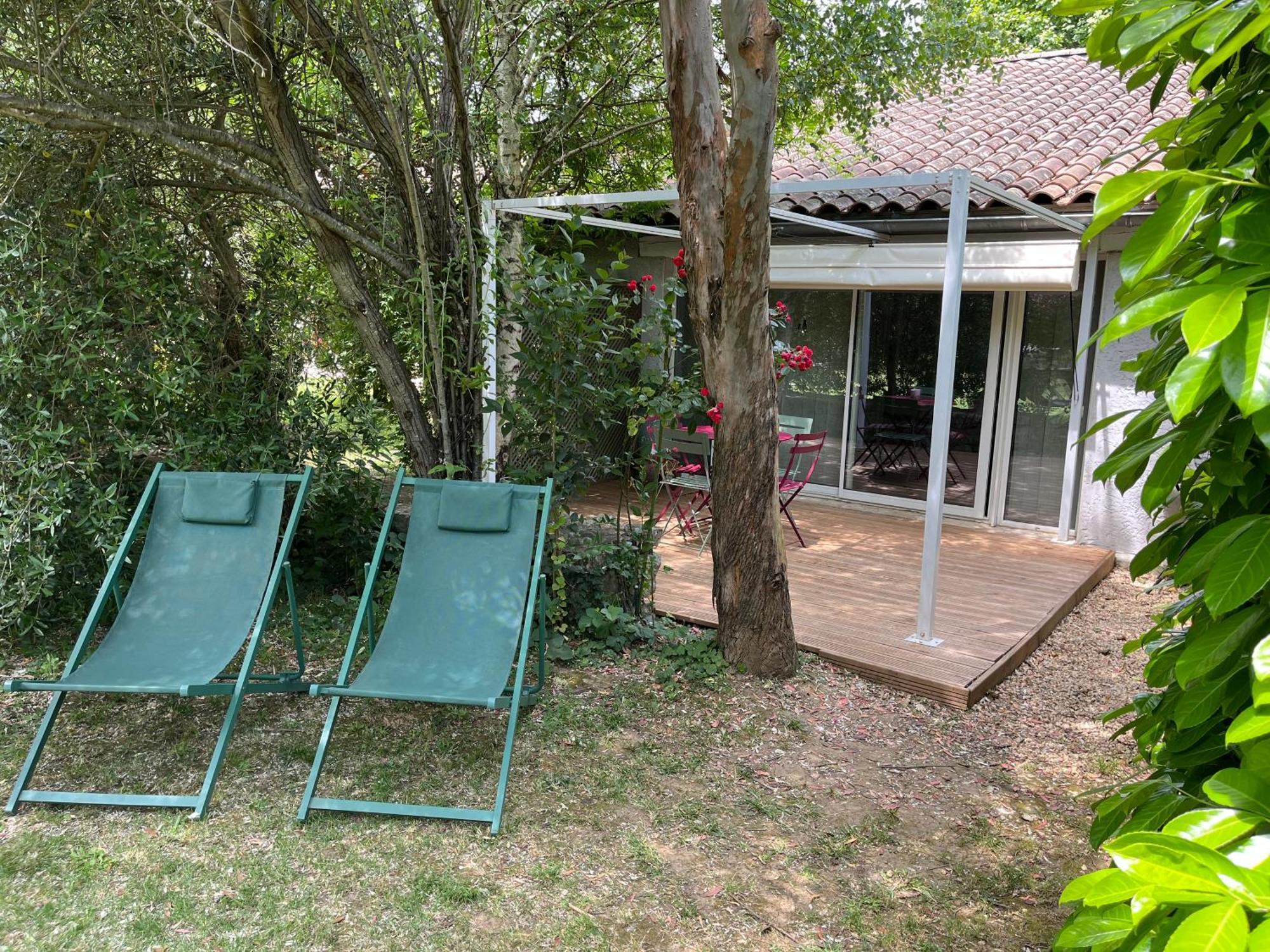 Ferienhaus De Charme Jas De Ardeche Du Sud Piscine Berrias-et-Casteljau